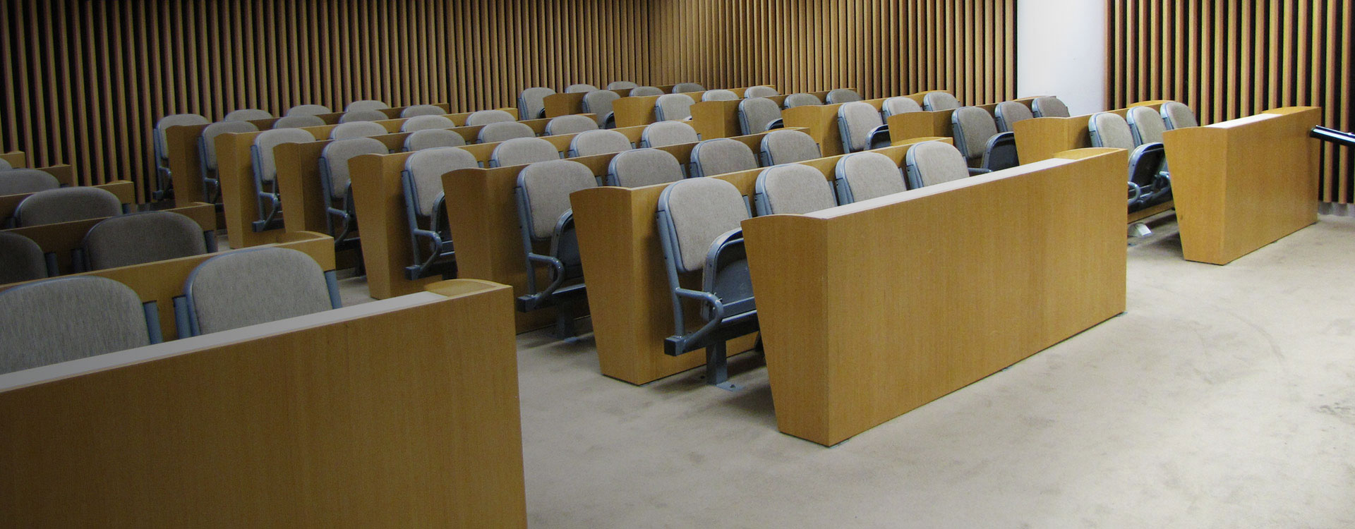 UADE Aulas senior